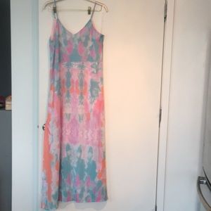 Lulus tiedie maxi dress